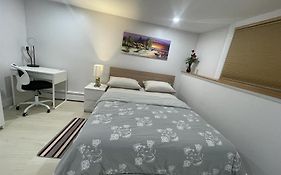 Garden City-Private 1Br Full Apt